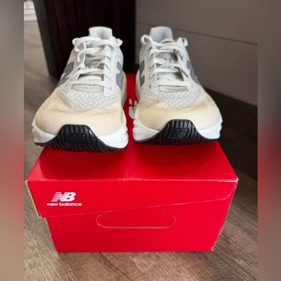 Women's New Balance FuelCell Rebel - Picture 5 of 5